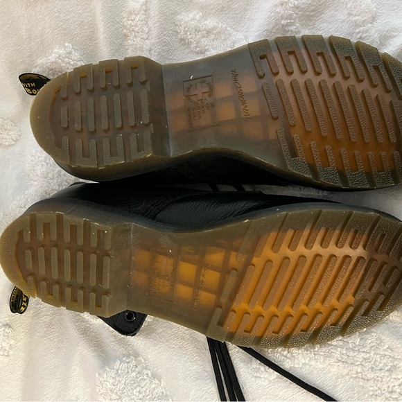 ALMOST BRAND NEW Doc Martins! WORN ONCE! - Picture 4 of 4